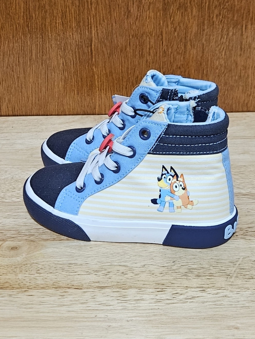 Bluey High-Top Sneakers for Toddlers / Brand New/ Size 10/Licensed Character - Picture 2 of 6
